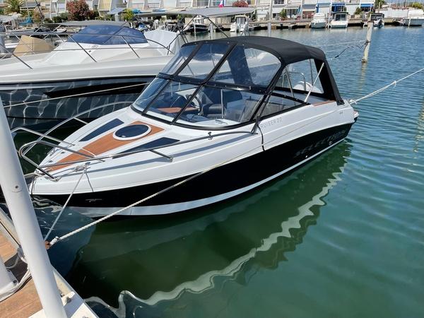 slider 2 Selection Boats Cruiser 22